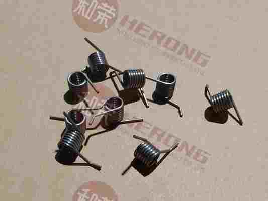 新しい高品質左トーションスプリング Hyosung CDU クランプキャリッジ 1.4 + 0D10.5 * 11.2L * 7N ATM 交換部品